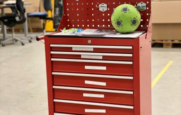 Vitale gereedschapskist Amfors Productiebedrijf staat in SW-Journaal